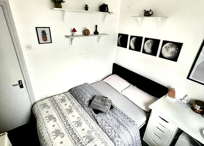 Customerhouse, 1 Double Room, Dublin 1